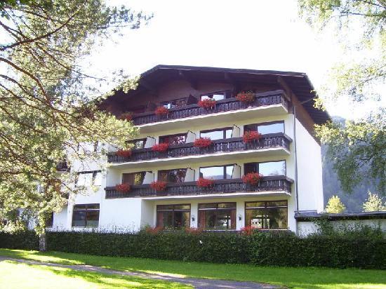 Hotel Schoenblick Zell am See Exterior photo