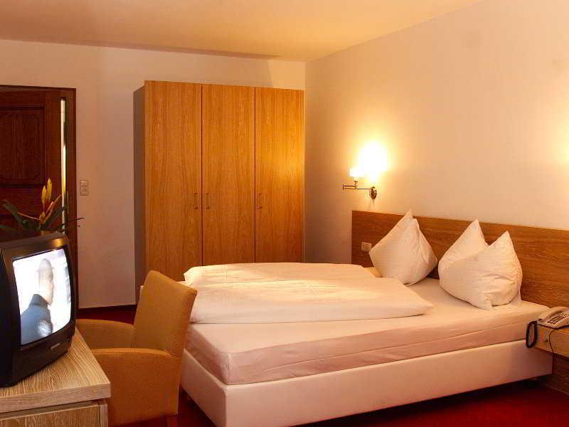Hotel Schoenblick Zell am See Exterior photo